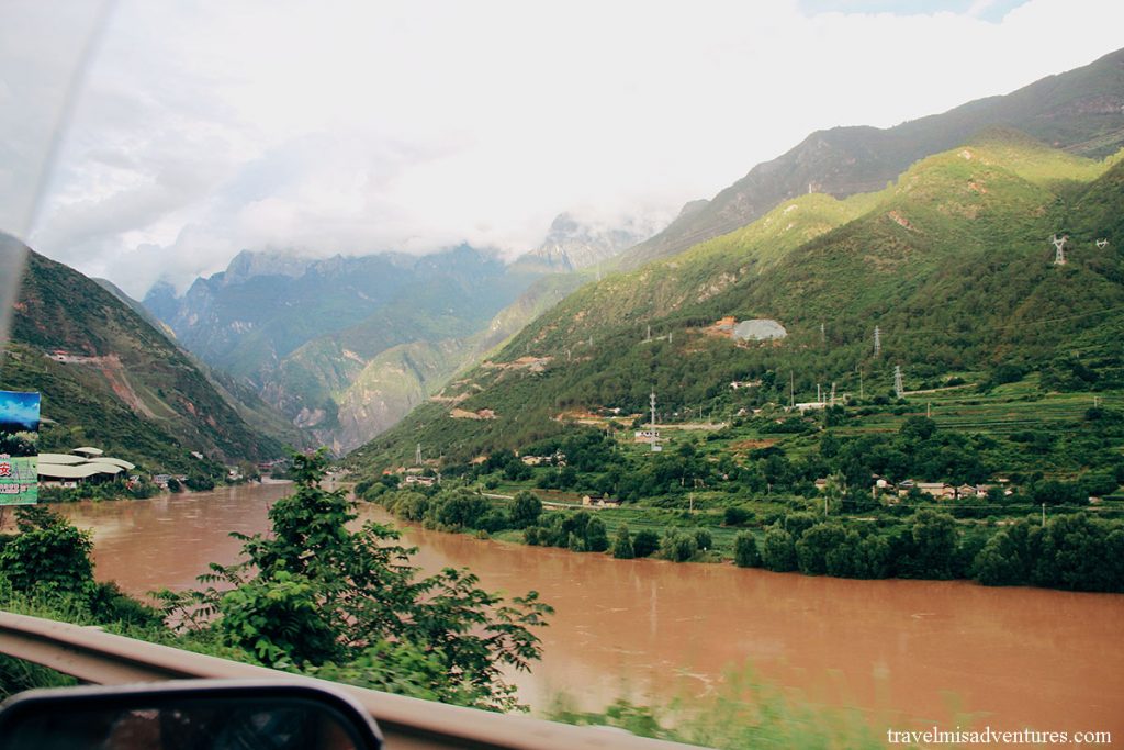 Gola-del-Salto-della-Tigre-Cina-Yunnan come arrivare