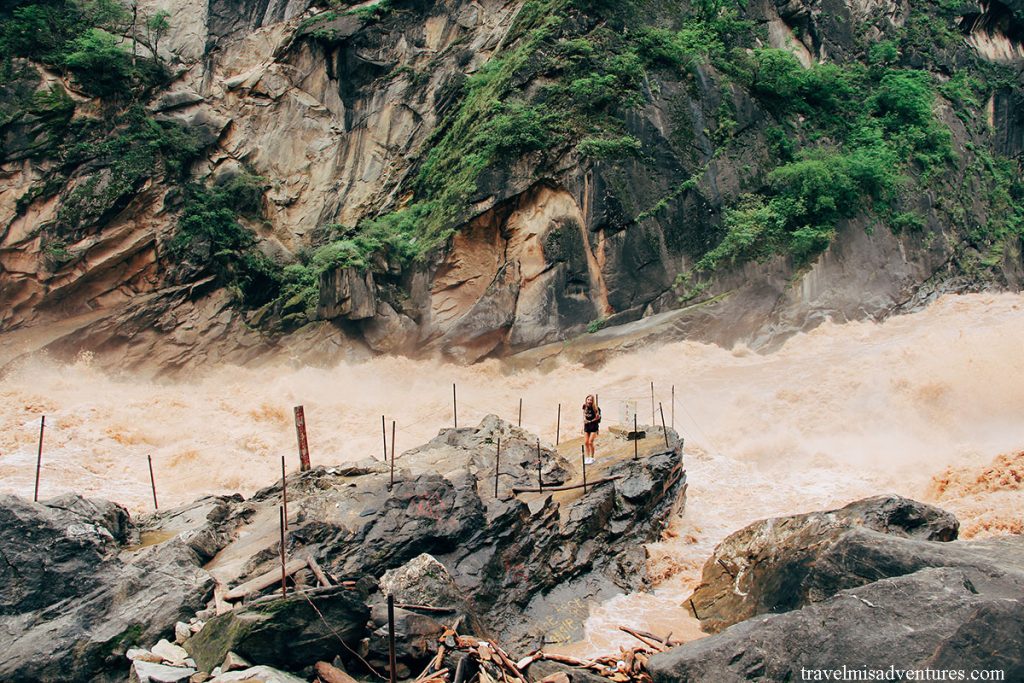 Gola-del-Salto-della-Tigre-Yunnan-Cina